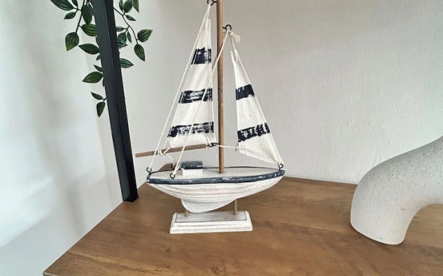 House - Sleeps 6, Pet Friendly & Courtyard