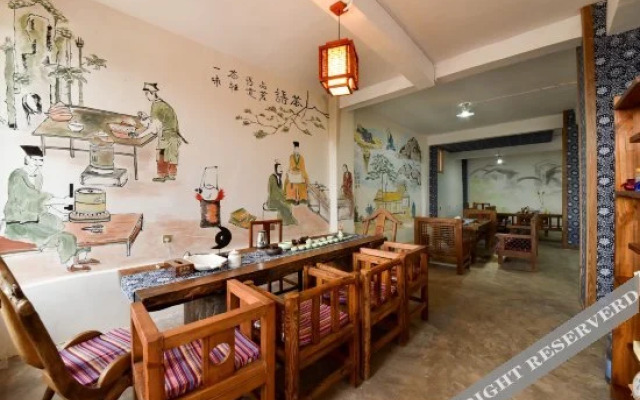 Bihai Shanju Hotel (Yulong Pusujia)