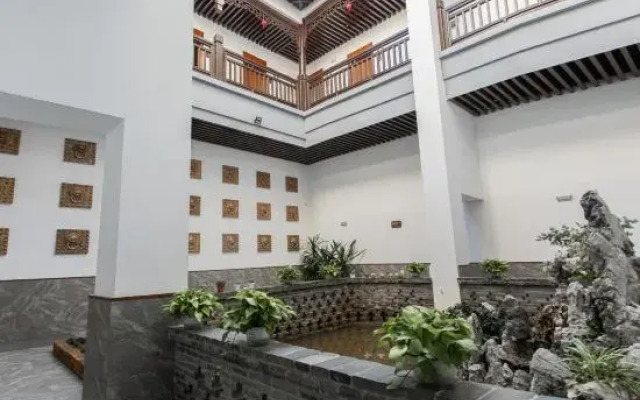 Yunzhongyun Hot Spring Hotel (Mile Branch)