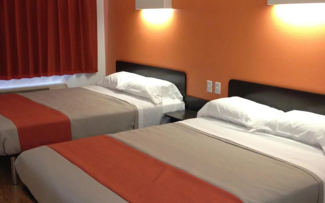 Motel 6 Brownsville, TX North