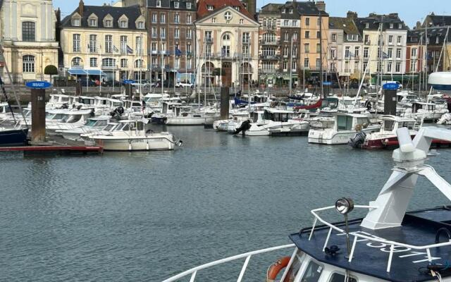 Grand Appartement, 3 Chambres, Centre de Dieppe