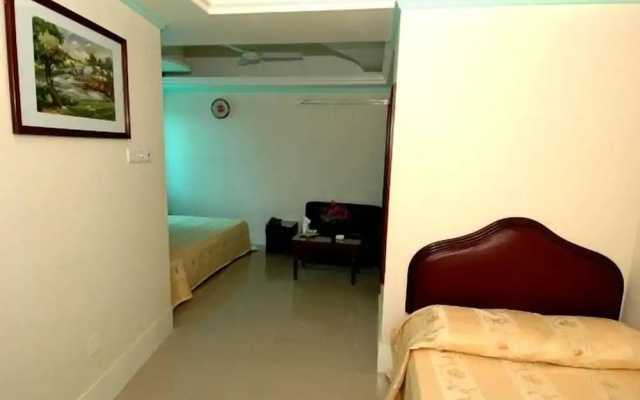 Grand Prince Hotel