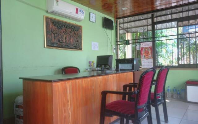 Greater Kailash The Palace By OYO Rooms