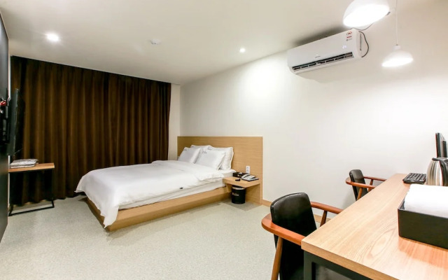 Hotel Restay