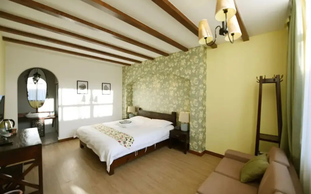 ErHai Gate No.1 Hotel