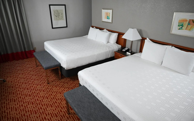 Atrium Hotel and Suites DFW Airport South