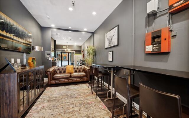 Kasa The Oxford Seattle