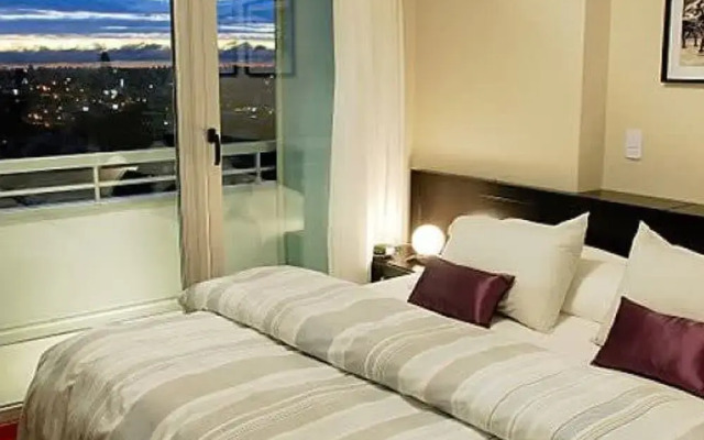 Belle View Modern Bright Studio in Palermo Soho