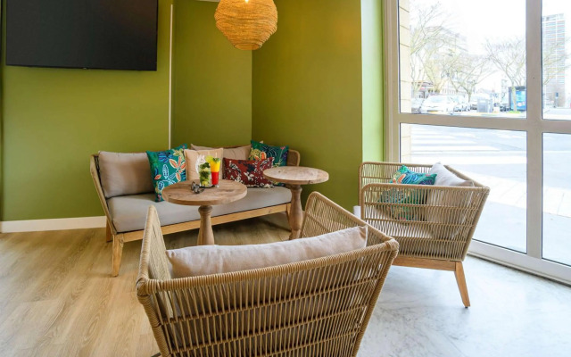 ibis Styles Tours Centre