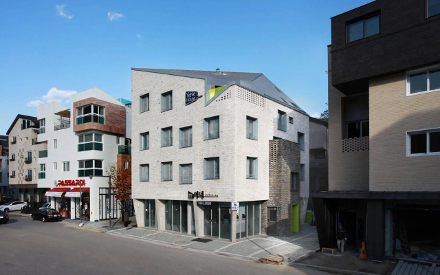 Yene House