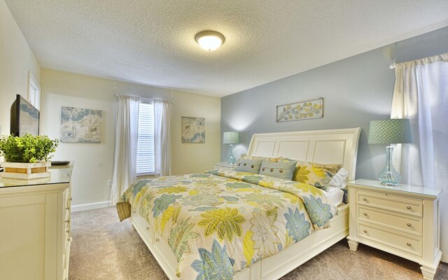 Solterra 6 Bedroom House w Pool - 7032SR