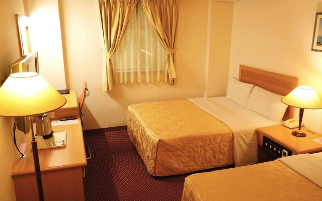 Oriental Hotel