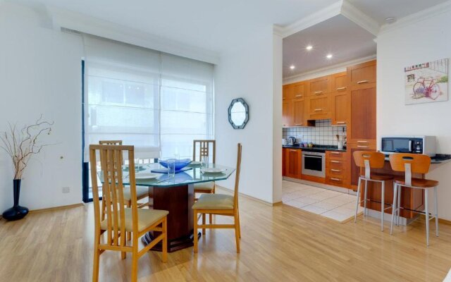 Central Apartment in St Julian's, Perfect for Families