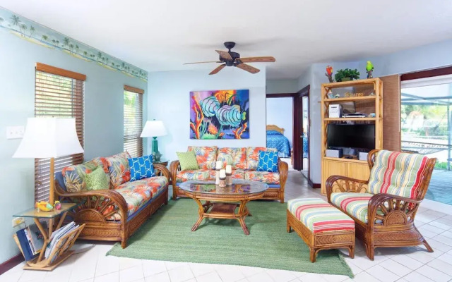 Kirk Kove by Cayman Villas