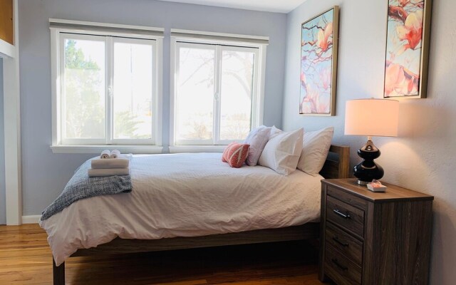 Private Fireside Nest on Huge Lot Near Old Town!