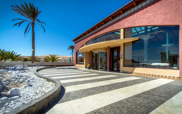 Esmeralda Maris by Livvo Hotel