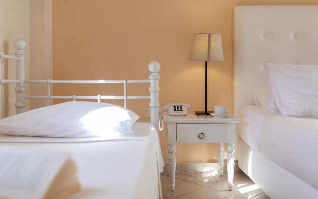 Mikri Vigla Hotel Beach Resort