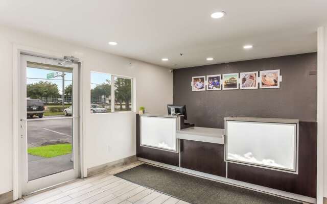 Studio 6 Jacksonville, FL - South