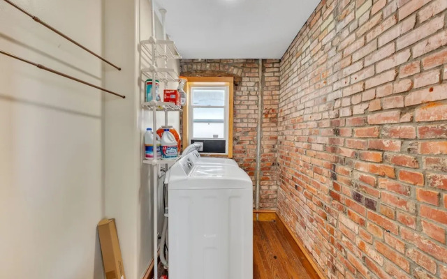 Brikctoria 1102 3 Bedroom Home