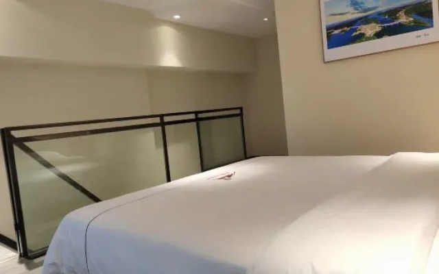 Danjiangkou Guanlan International Hotel（Hanjiang Avenue storefront）