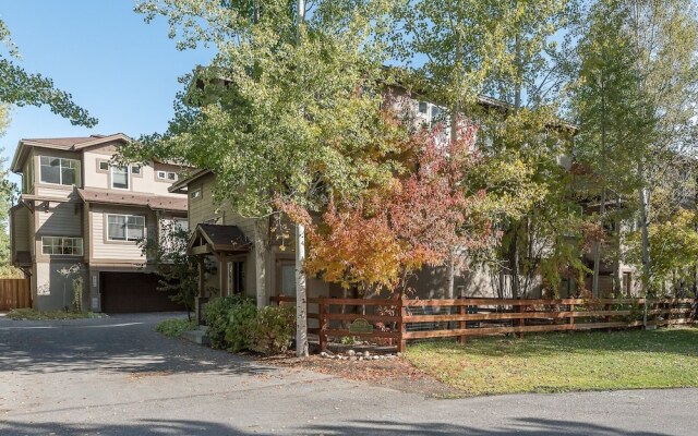 Autumn Woods 477 - 3 Br Condo