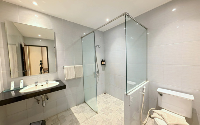 Rosalia Hotel Baturaden – Bathroom – Baturaden