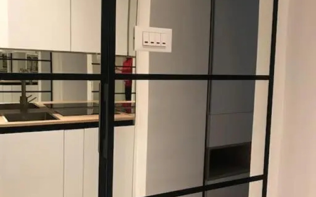 Sunny home with cute dragon in the center+parking