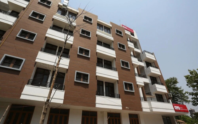 Polytechnic Chauraha By OYO Rooms