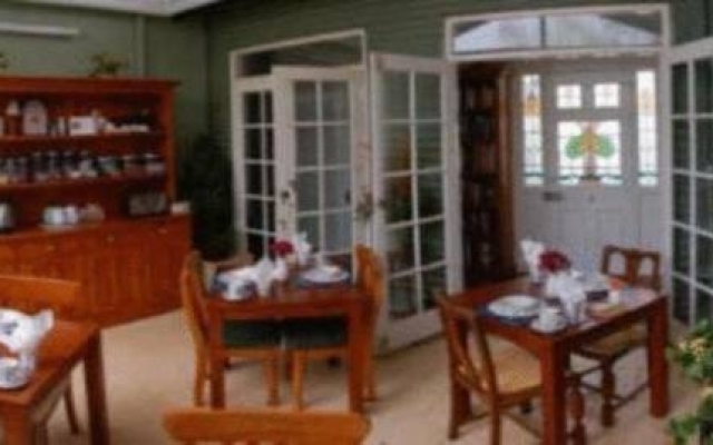 Heritage Cottage Bed And Breakfast