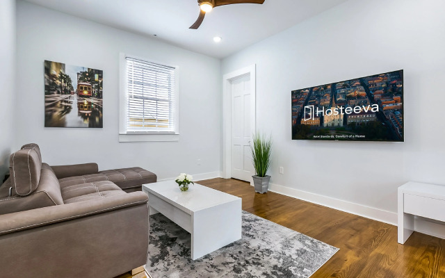 Newly Renovated 4BD Penthouse