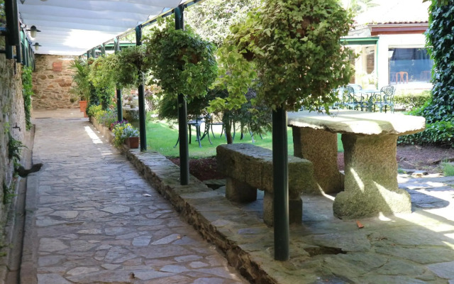 Hotel Virxe da Cerca by Pousadas de Compostela
