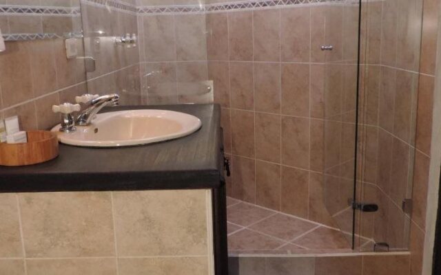 Hotel Aparta Suite La Montaña