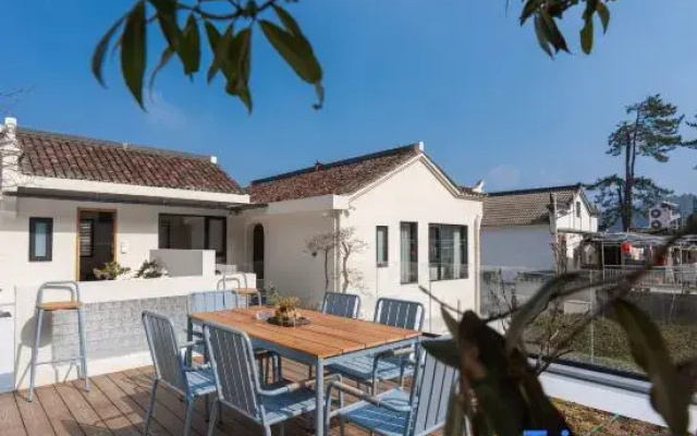 Xinzhu Shiercheng Homestay (Jiuhua Mountain Roushen Baodian)