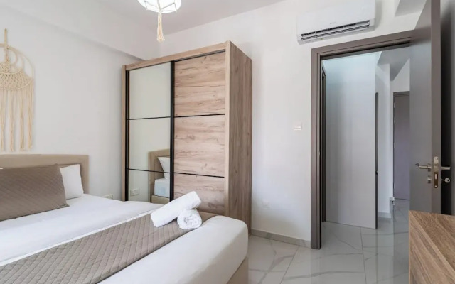 Infinity 1-Bedroom Apartment in Larnaca