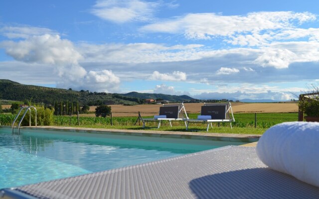 Tuscan Style Eco-Farm Molinaccio