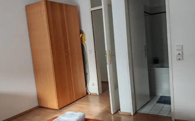 Charming 2 Apartments For Extended Stays