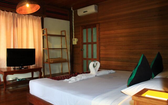 Tadlo Lodge