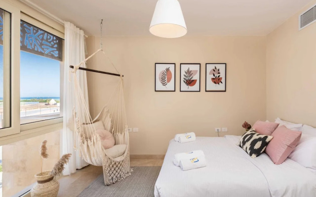 Xuru Stays I Sparky & Summery 2 BDR @ Mangroovy Free Beach & Pool Access