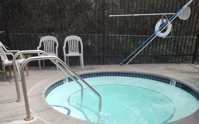 Pacific Plaza Resort