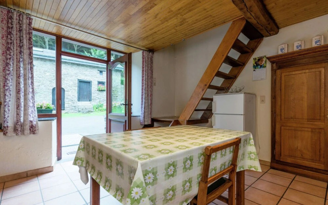 Quaint Cottage With Garden in Houffalize - фото 2