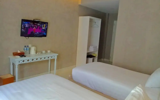 Sinom Borobudur Hotel