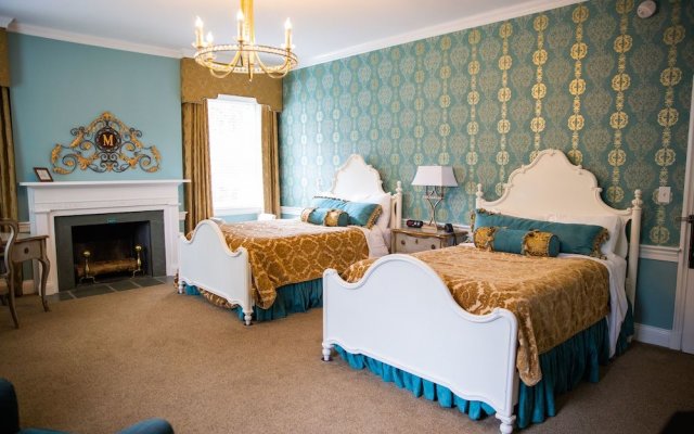 Providence Manor House Bed & Breakfast