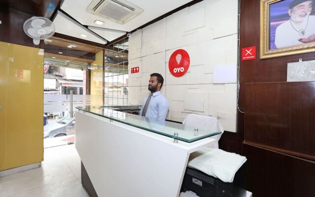 OYO 10277 Hotel Delux Golden