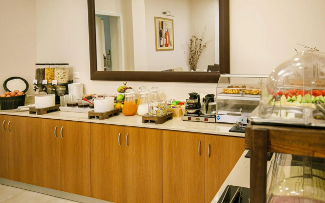 Athina Hotel