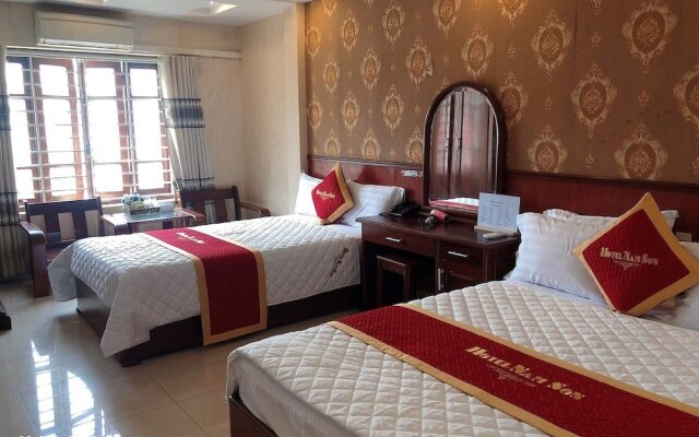 Hotel Nam Sơn 1