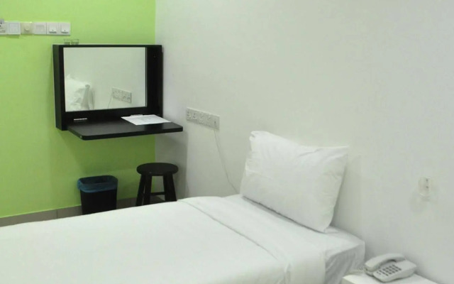 YY48 Hotel