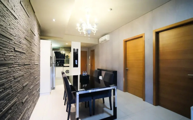 Spacious And Comfy 2Br Apartment At Aryaduta Residence Surabaya