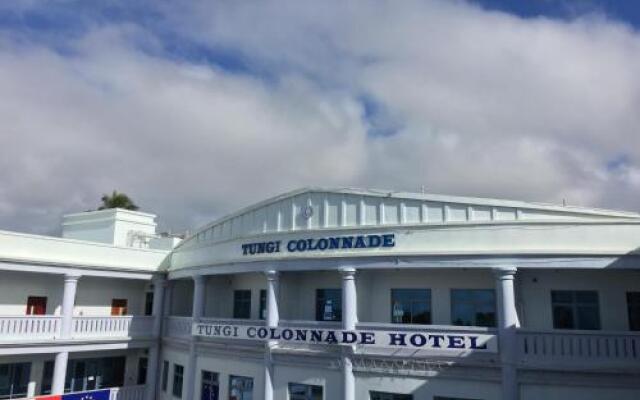 Tungi Colonnade Hotel