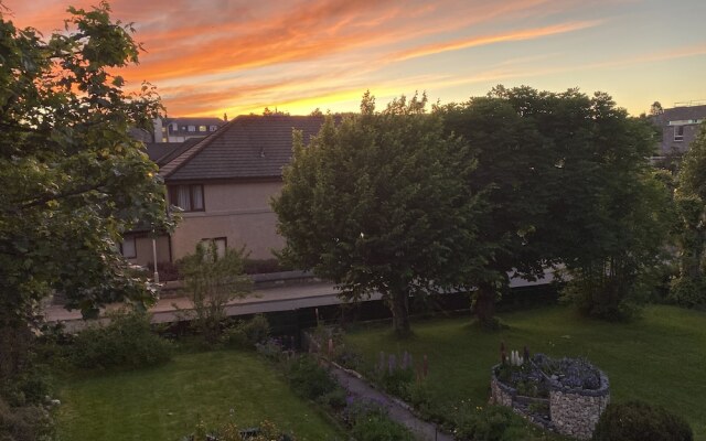 Garden Park Guest House