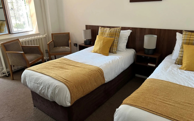 The Yenton Hotel